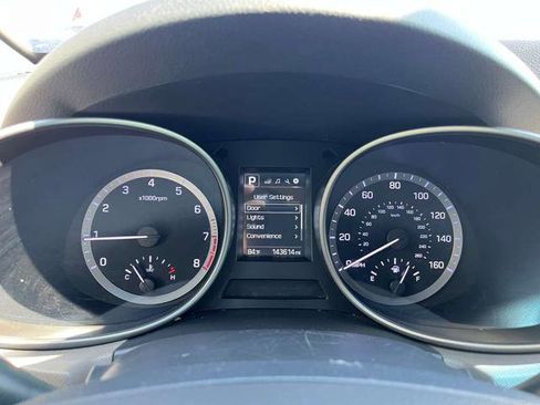 Used 2018 Hyundai Santa Fe SE FWD image 32