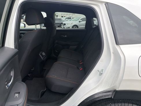 Used 2024 Honda HR-V Sport image 23