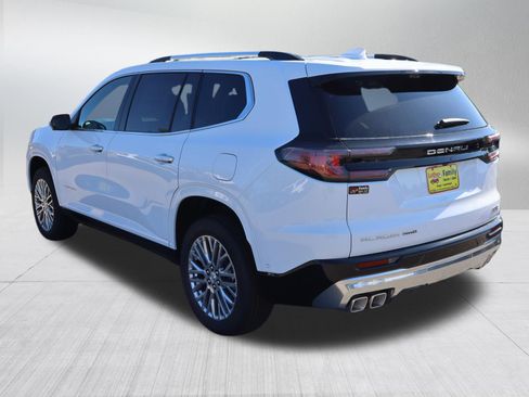 New 2026 GMC Acadia Denali w/ Super Cruise Package AWD/4WD image 5