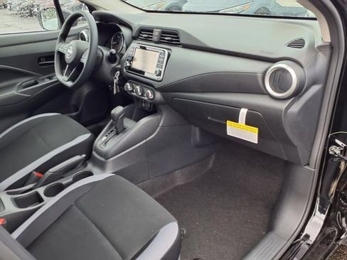 Certified 2025 Nissan Versa S w/ Trunk Package image 18