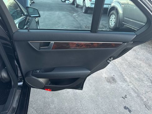 Used 2012 Mercedes-Benz C 300 4MATIC Sedan image 18
