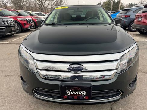 Used 2010 Ford Fusion SE image 2