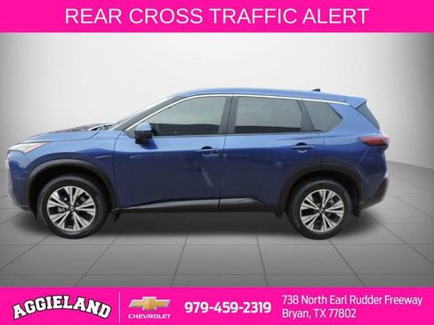 Used 2023 Nissan Rogue SV image 7