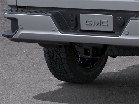 New 2025 GMC Sierra 2500 Denali Ultimate image 14