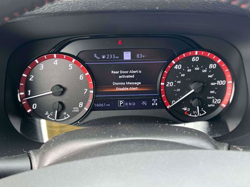 Used 2024 Nissan Frontier PRO-4X w/ Pro Convenience Package AWD/4WD image 17