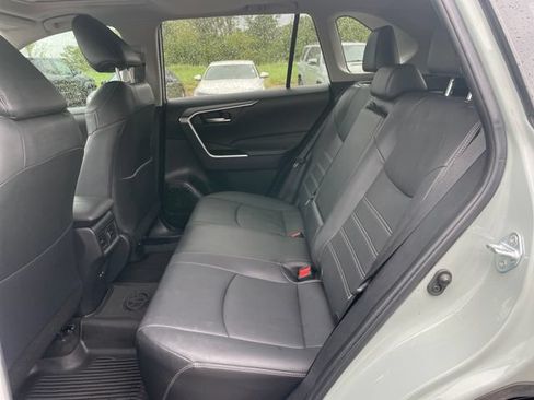 Used 2023 Toyota RAV4 XLE Premium AWD/4WD image 28