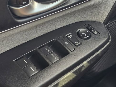 Used 2018 Honda CR-V EX image 22