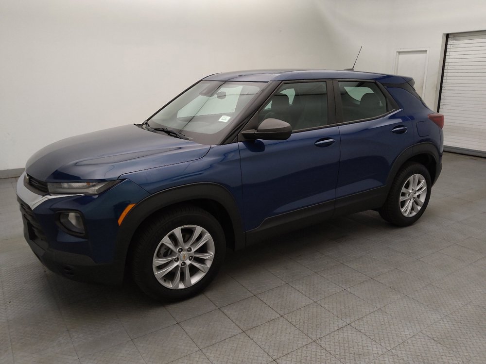 Used 2021 Chevrolet TrailBlazer LS FWD image 2