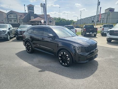 Used 2024 Kia Sorento SX image 1
