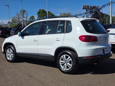 Used 2017 Volkswagen Tiguan S FWD image 2