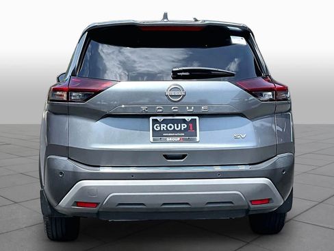 Used 2023 Nissan Rogue SV FWD image 5