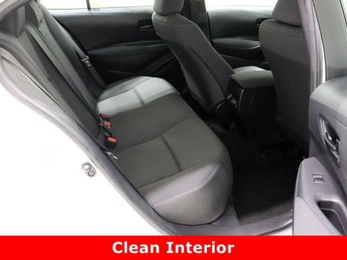 Used 2024 Toyota Corolla LE image 30