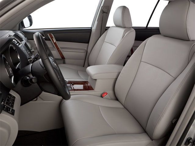 Used 2013 Toyota Highlander SE AWD/4WD image 8