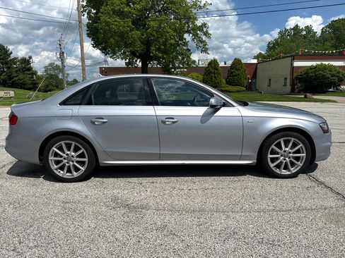 Used 2016 Audi A4 2.0T Premium Plus w/ Technology Package image 4