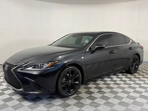 Used 2023 Lexus ES 350 F Sport FWD image 2