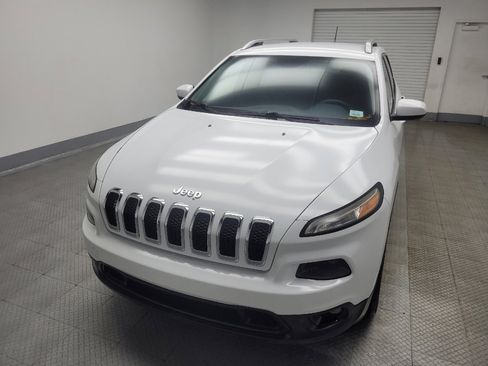 Used 2014 Jeep Cherokee Latitude w/ Cold Weather Group AWD/4WD image 15