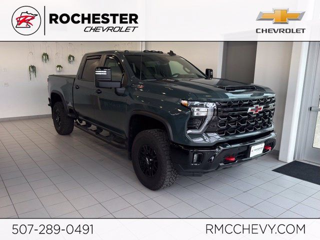 Used 2026 Chevrolet Silverado 2500 ZR2 AWD/4WD image 1