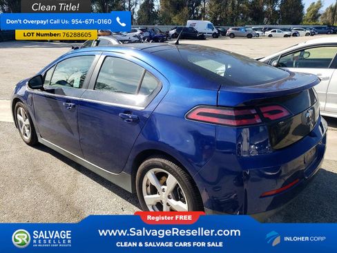 Used 2012 Chevrolet Volt Premium w/ Premium Trim Package image 3