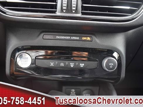 Used 2025 Ford Escape ST-Line w/ Tech Pack #1 FWD image 35