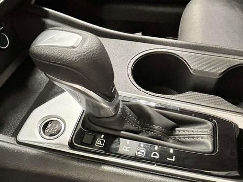 Used 2025 Nissan Altima 2.5 SV image 17