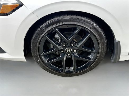Certified 2024 Honda Civic Sport image 10