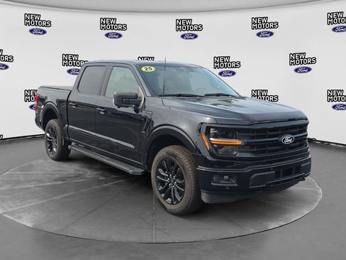 Used 2025 Ford F150 XLT w/ Equipment Group 302A MID AWD/4WD image 6