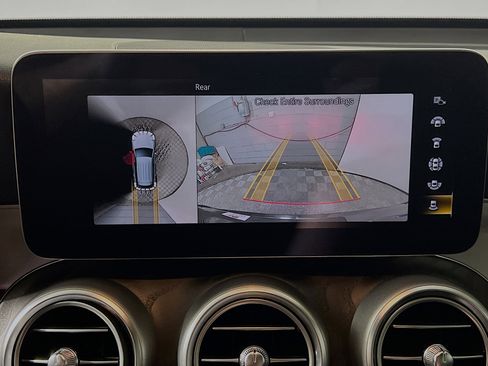 Used 2022 Mercedes-Benz GLC 300 image 28