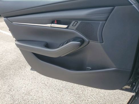 Used 2022 MAZDA MAZDA3 s image 20