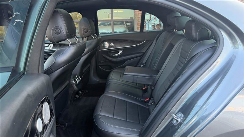 Used 2018 Mercedes-Benz E 300 image 20