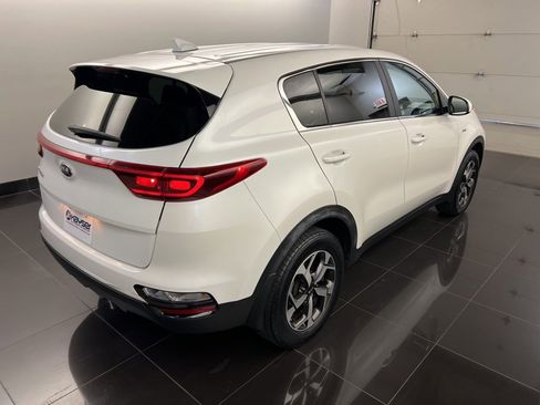 Used 2021 Kia Sportage LX image 6