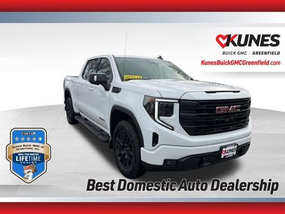 New 2026 GMC Sierra 1500 Elevation w/ Elevation Premium Package