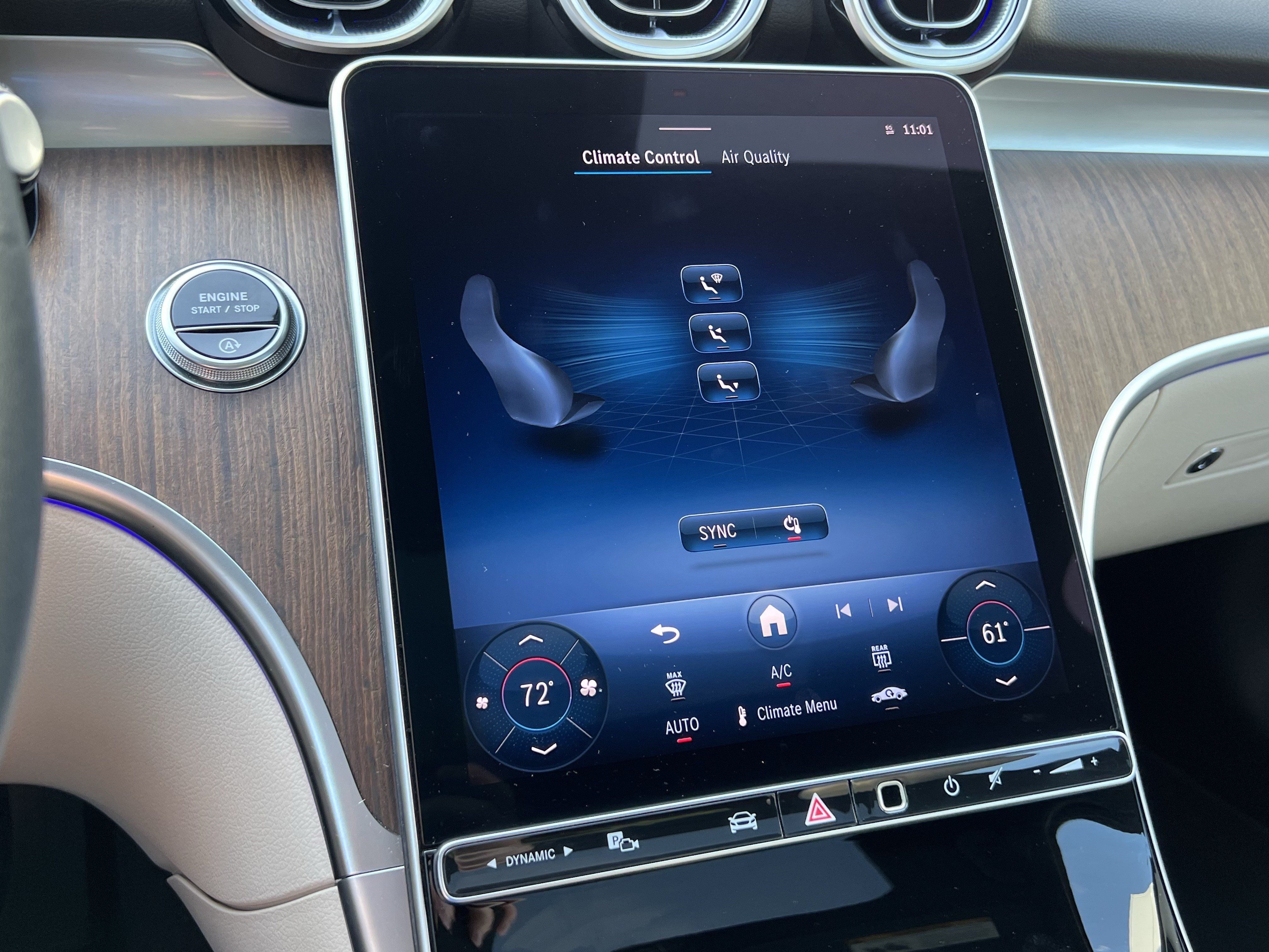 Used 2025 Mercedes-Benz C 300 Sedan image 29