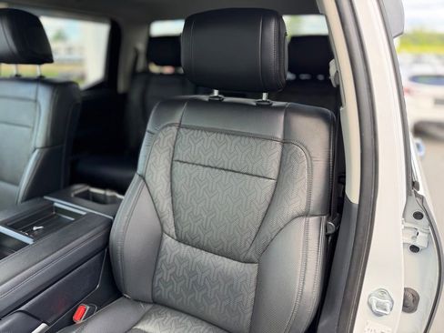 Used 2023 Toyota Tundra Limited AWD/4WD image 10