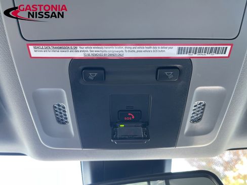 Used 2022 Toyota Camry SE image 31