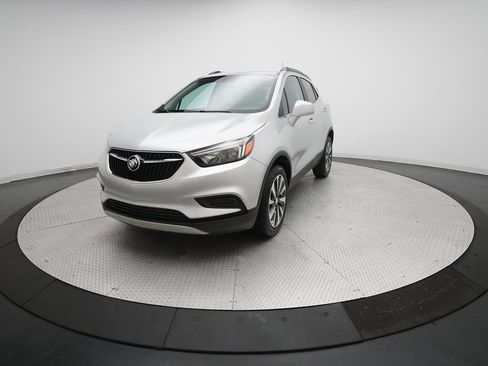 Used 2022 Buick Encore Preferred w/ Safety Package image 32