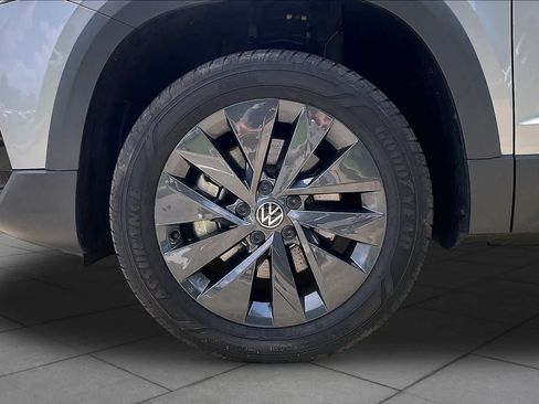 Used 2023 Volkswagen Taos S FWD image 9
