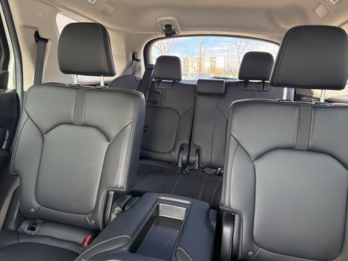 Certified 2025 Honda Pilot EX-L image 26