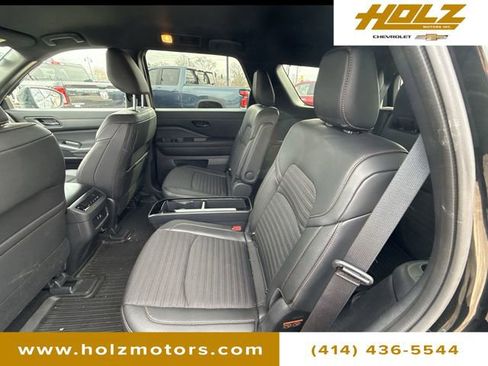 Used 2025 Nissan Pathfinder Rock Creek image 23