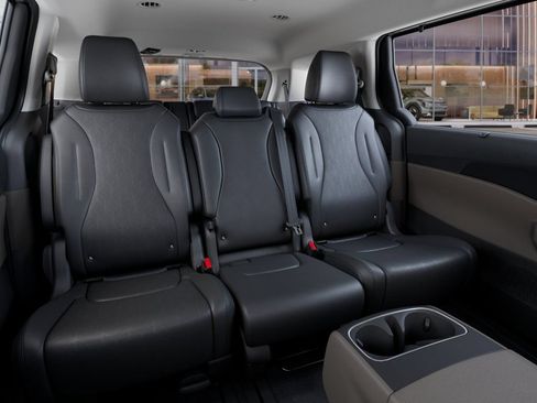 New 2027 Kia Carnival EX FWD image 16