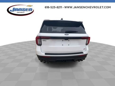 Used 2025 Ford Explorer ST AWD/4WD image 7
