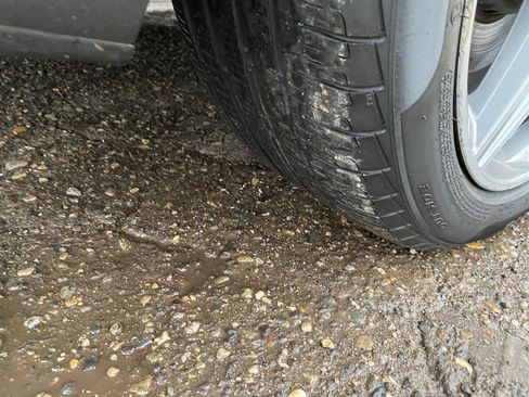 Used 2017 Mercedes-Benz E 300 4MATIC image 31