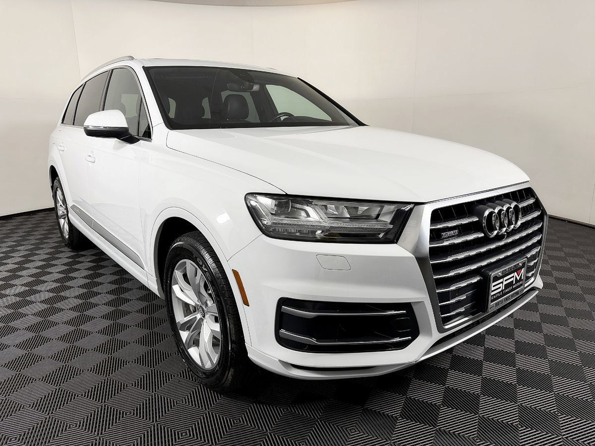 Used 2017 Audi Q7 3.0T Premium Plus w/ Premium Plus Package AWD/4WD image 5