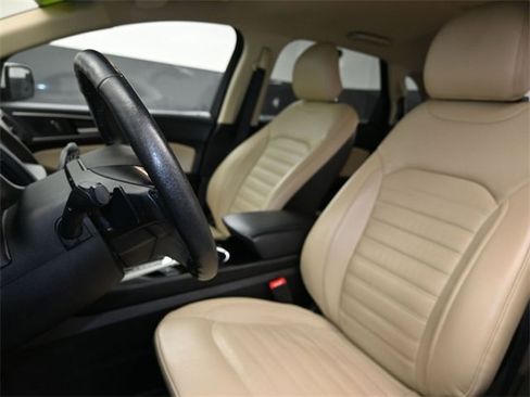 Used 2018 Ford Edge SEL w/ Equipment Group 201A image 16