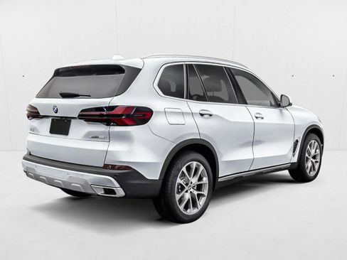 New 2026 BMW X5 M60i AWD/4WD image 2
