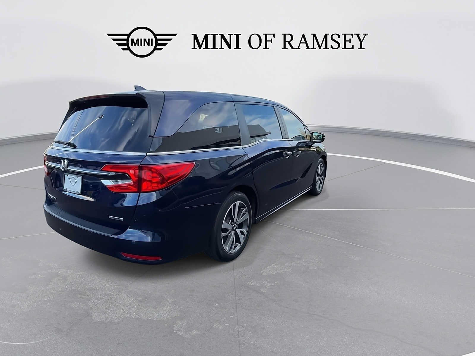 Used 2023 Honda Odyssey Touring image 8