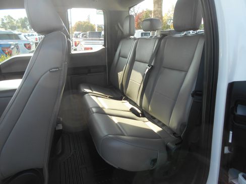 Used 2021 Ford F350 XL w/ Power Equipment Group image 7