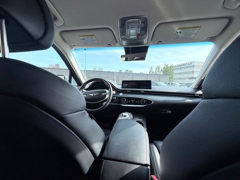 Used 2025 Genesis GV70 2.5T AWD/4WD image 13