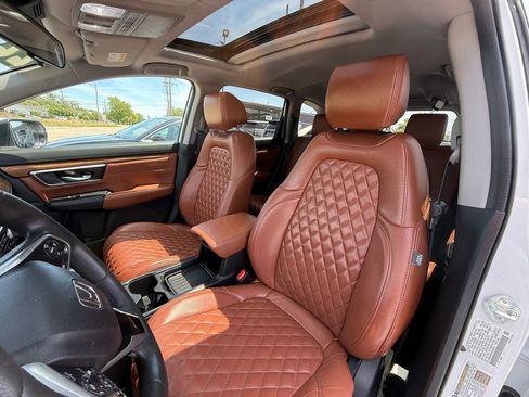 Used 2022 Honda CR-V EX image 2