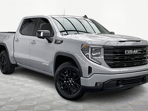 Used 2024 GMC Sierra 1500 Elevation w/ Elevation Premium Package image 12