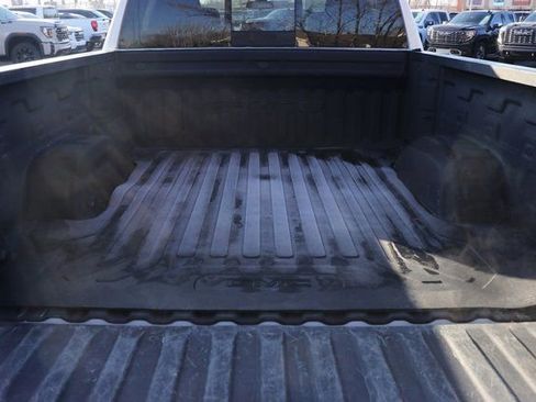 Used 2022 GMC Sierra 1500 Denali w/ Denali Premium Package image 9
